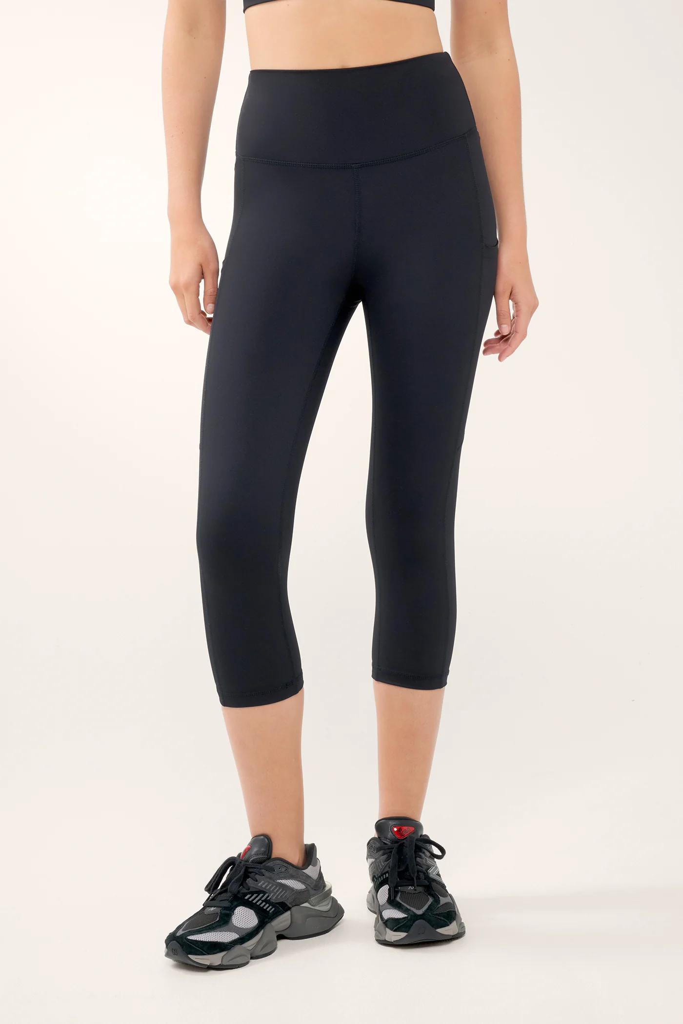 CLASSIC 3/4 HIGH WAIST POCKET LEGGING - Image 4