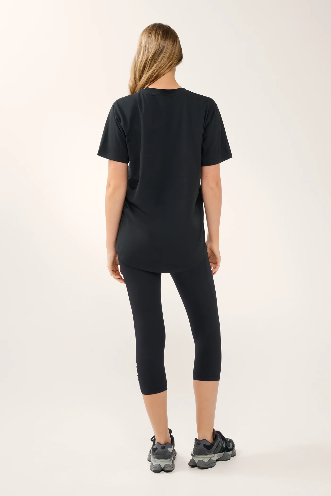 Classic Keyline Tee Black - Image 3