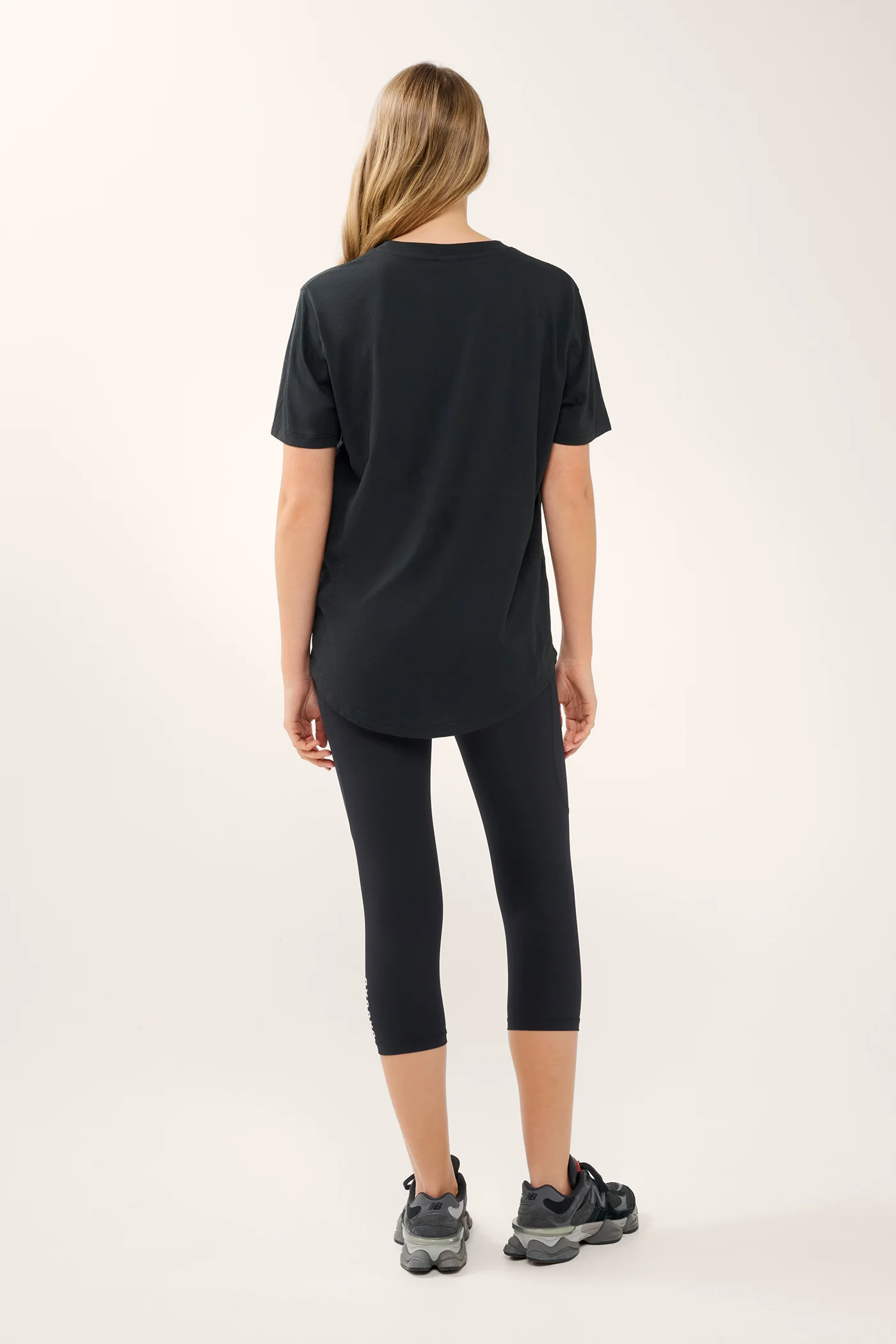 CLASSIC CIRCLE TEE BLACK - Image 3