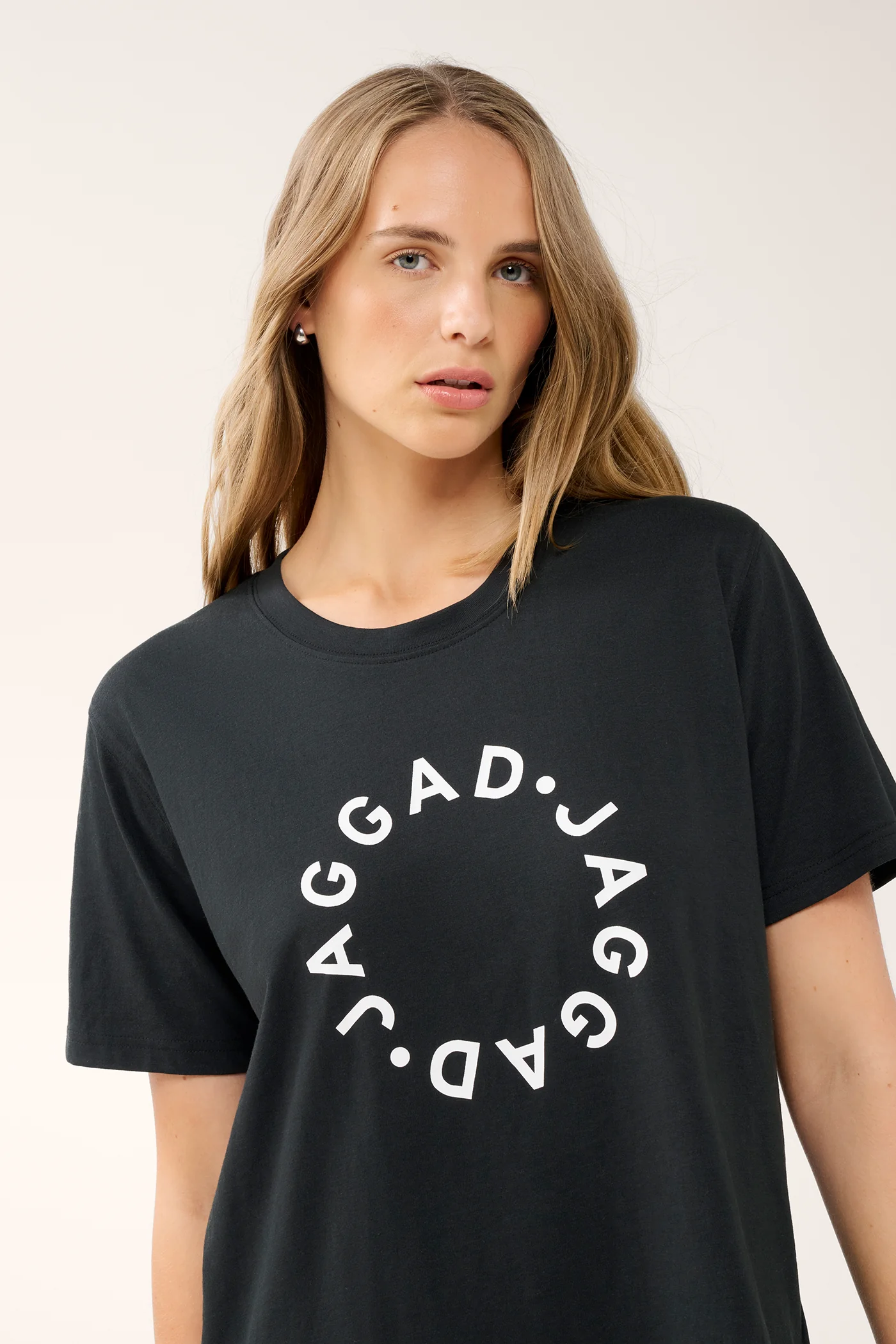 CLASSIC CIRCLE TEE BLACK - Image 4