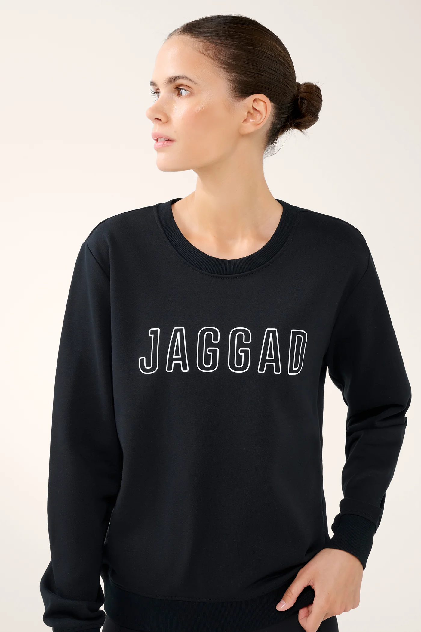 Classic Keyline Sweater Black - Image 4