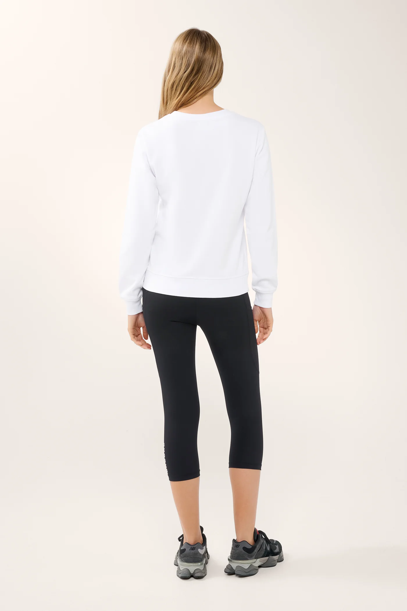 Classic Keyline Sweater White - Image 3