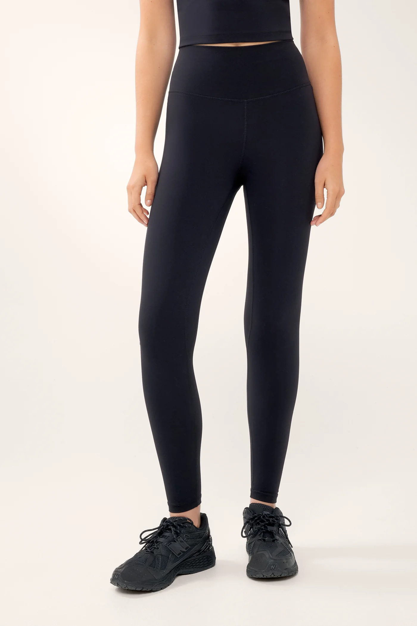 ESSENTIAL ANKLE BITER HALO LEGGING BLACK - Image 4