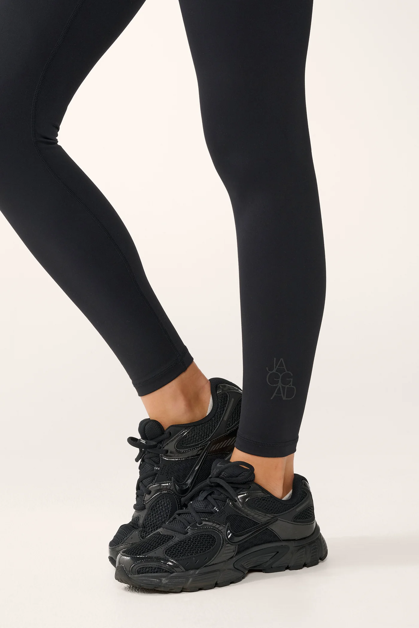 ESSENTIAL FULL LENGTH ULTRA FLEX LEGGING BLACK - Image 4