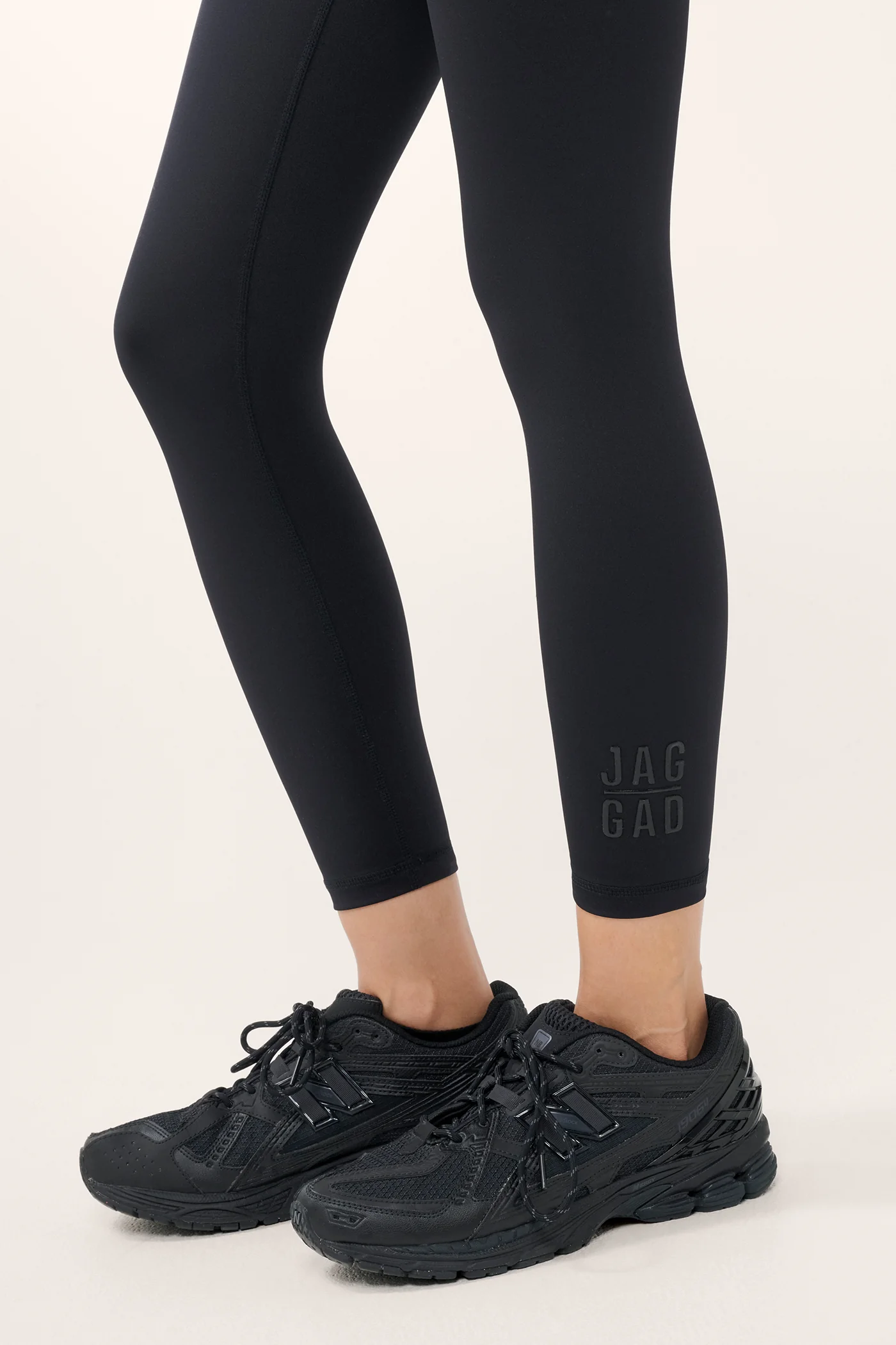 Essential 7/8 High Waist Legging - Image 7