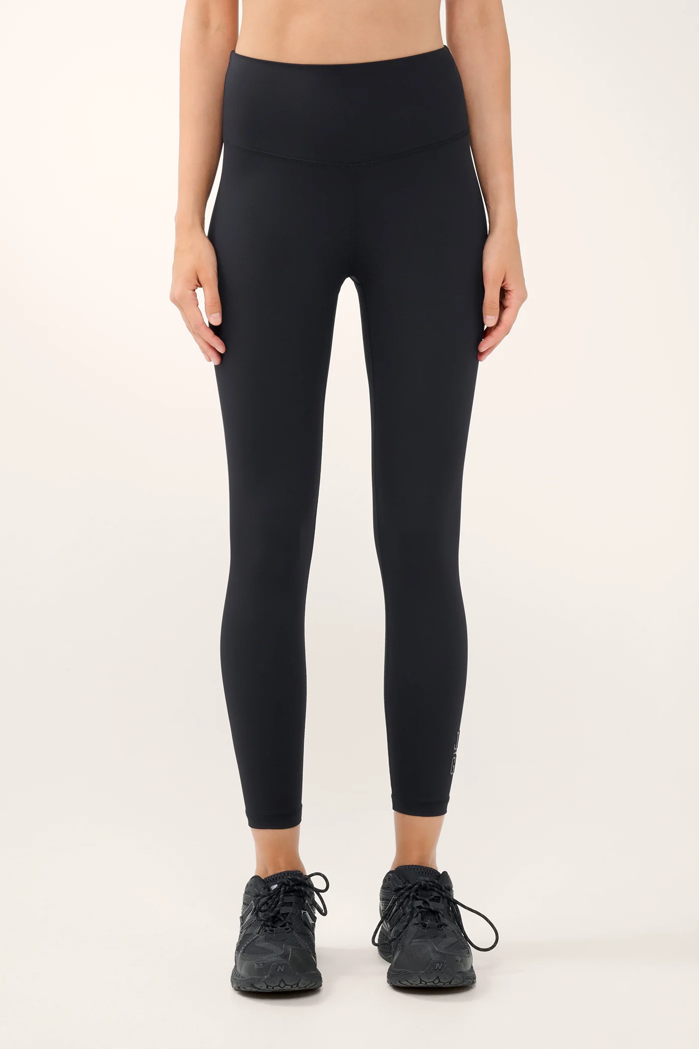 Essential 7/8 High Waist Legging - Image 9