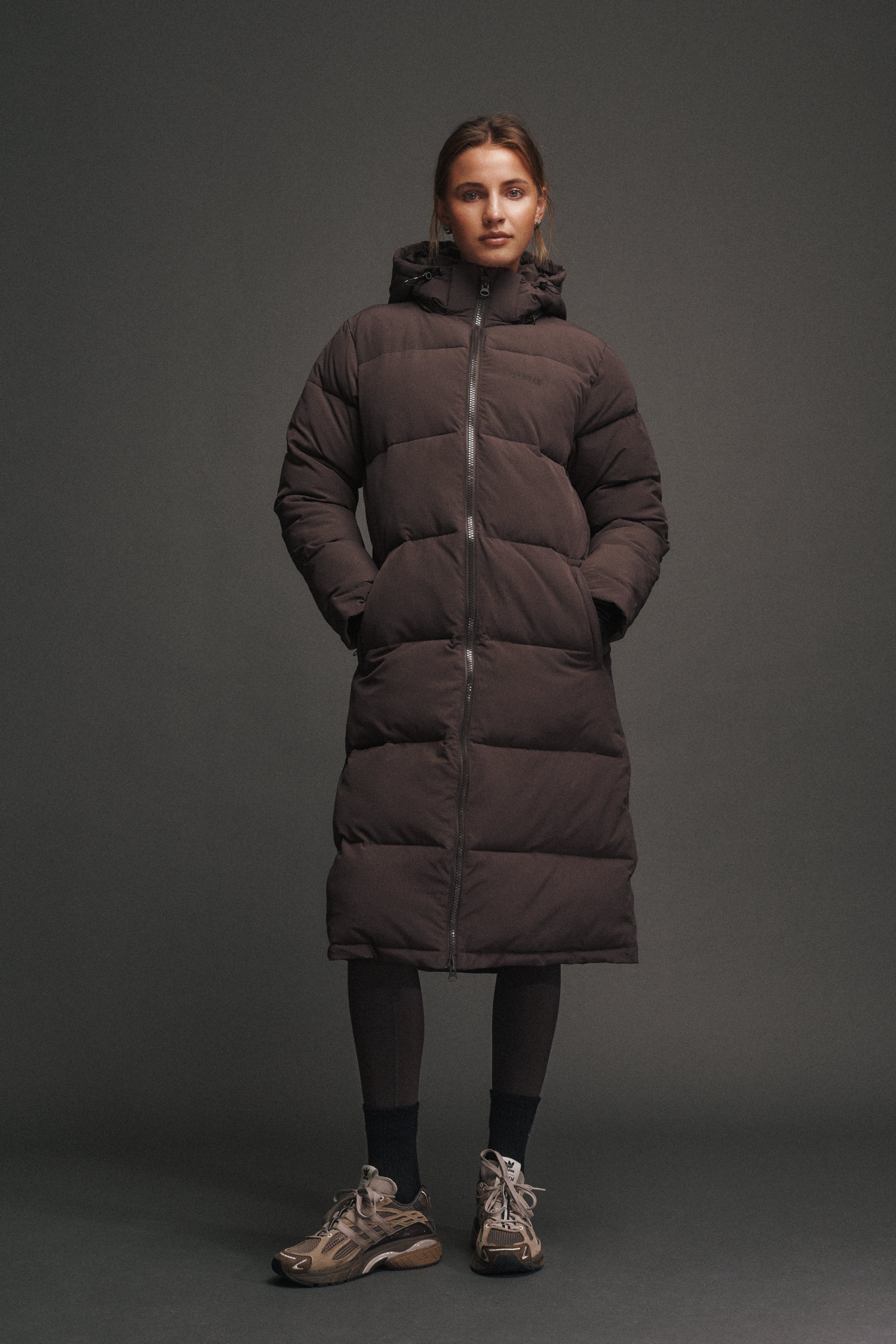 ESSENTIAL LONGLINE PUFFER JACKET COFFEE BEAN - Image 3