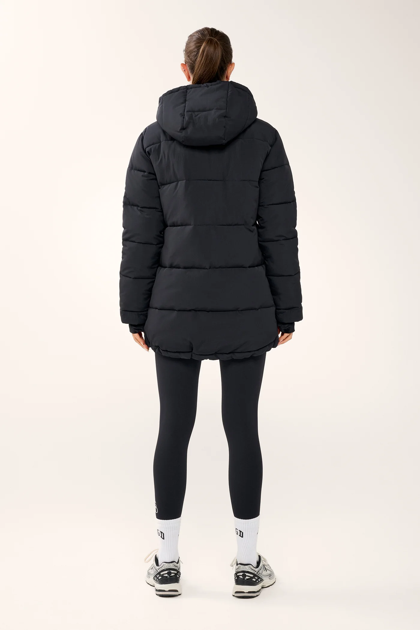 ESSENTIAL MID LINE PUFFER JACKET BLACK - Image 10