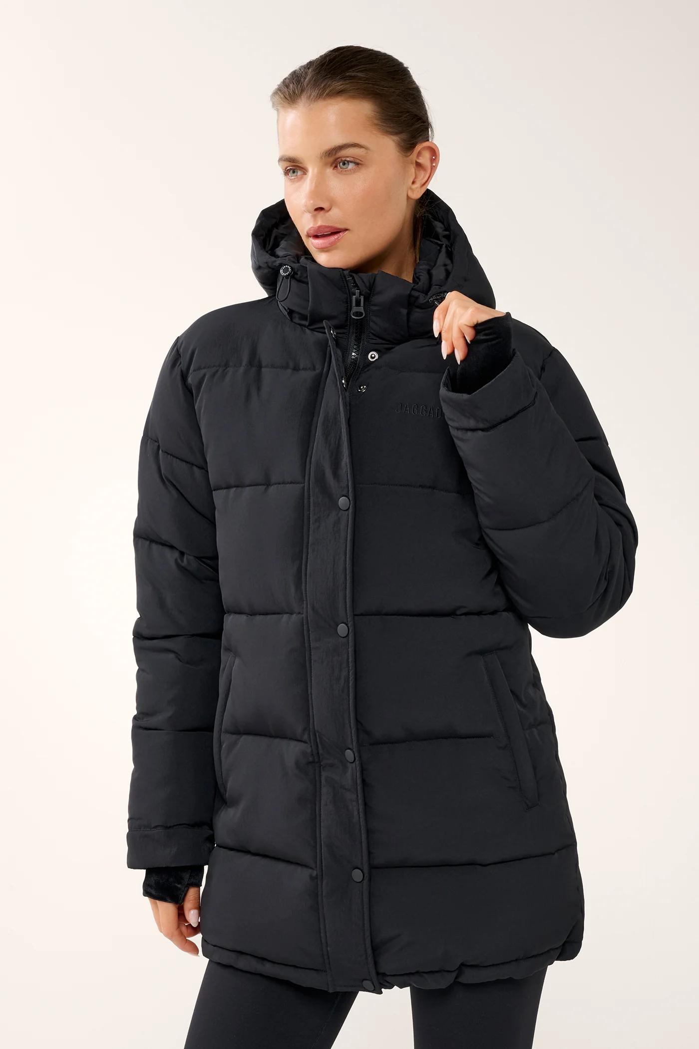 ESSENTIAL MID LINE PUFFER JACKET BLACK - Image 3