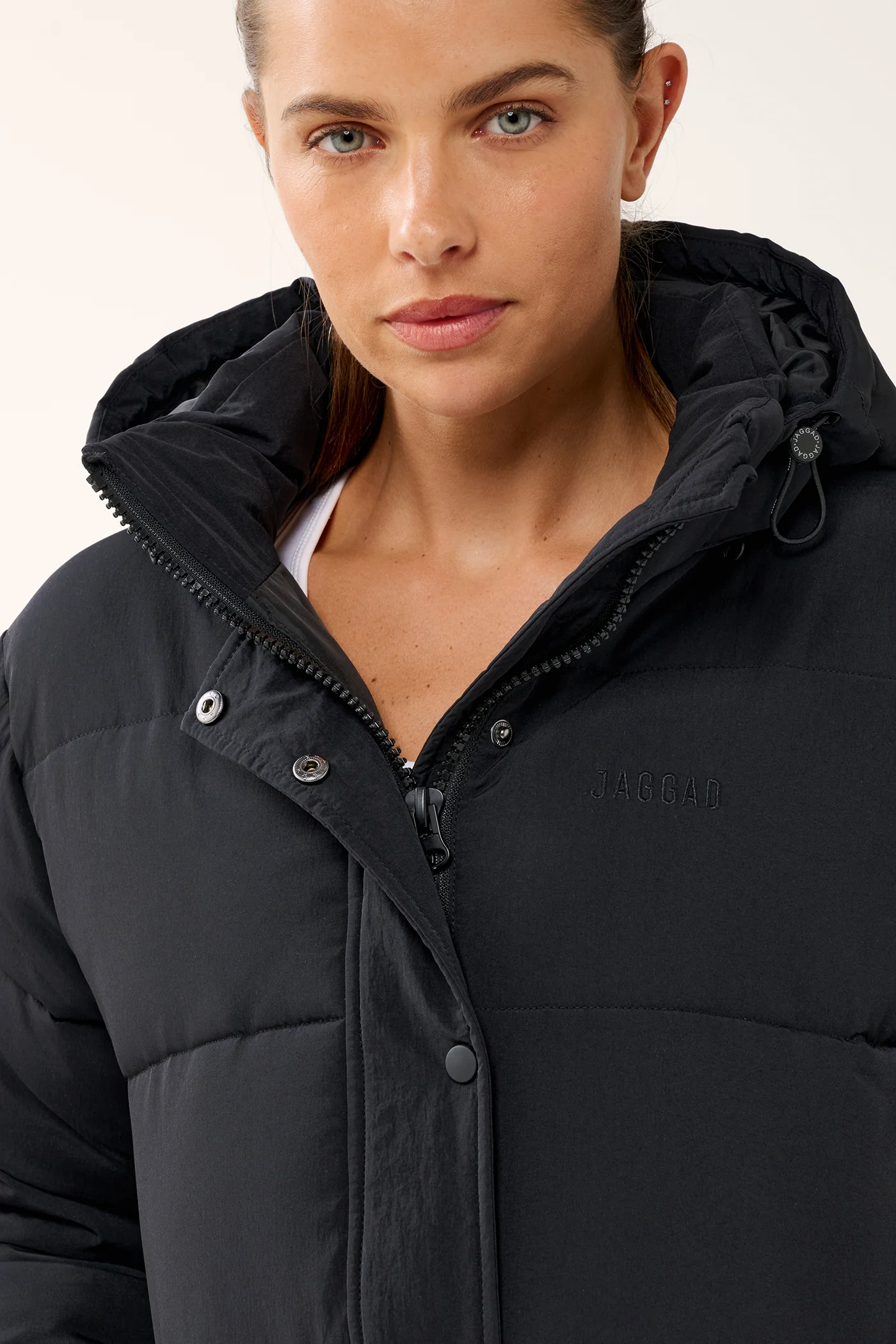 ESSENTIAL MID LINE PUFFER JACKET BLACK - Image 7