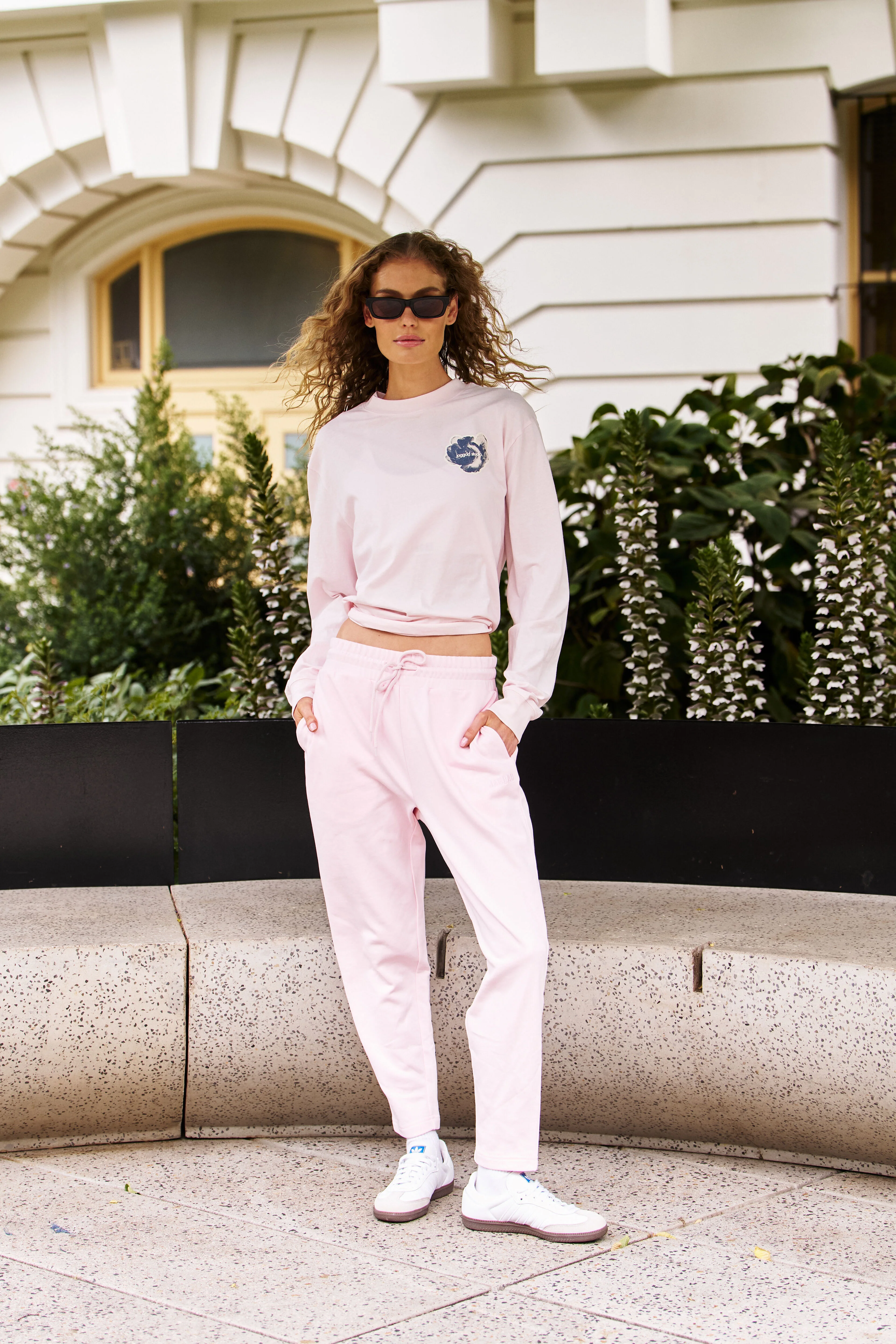 ESSENTIAL SLIM TRACKPANT BARELY PINK - Image 6