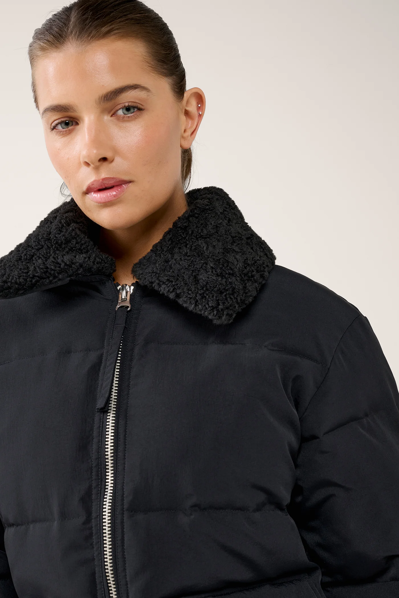 GLOW OVERSIZED PUFFER JACKET BLACK - Image 3