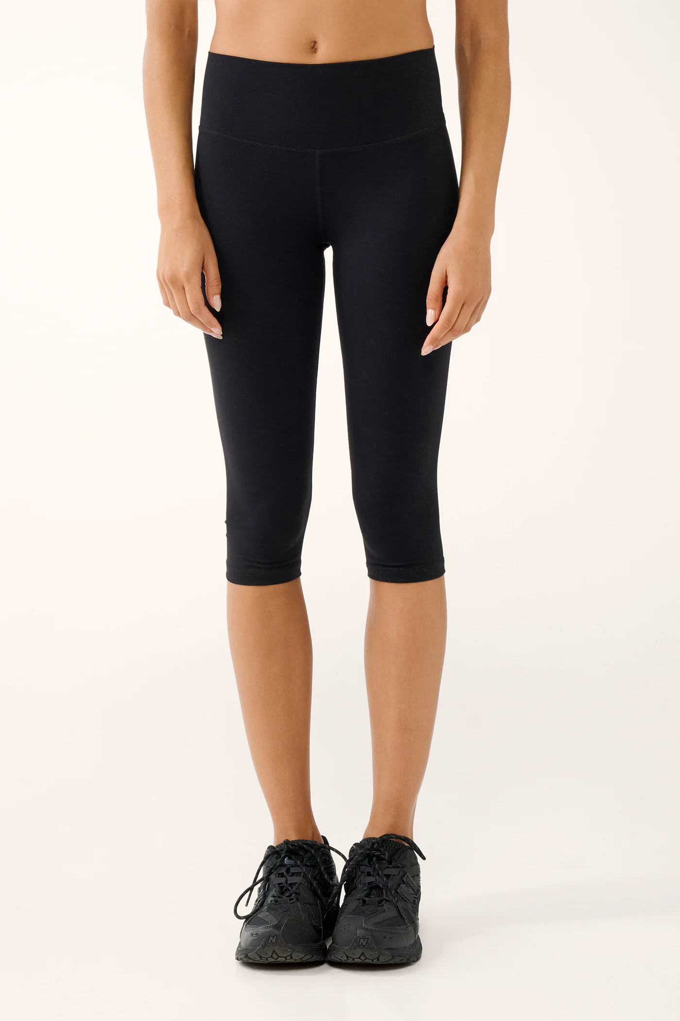 HALO 1/2 LEGGING BLACK - Image 3
