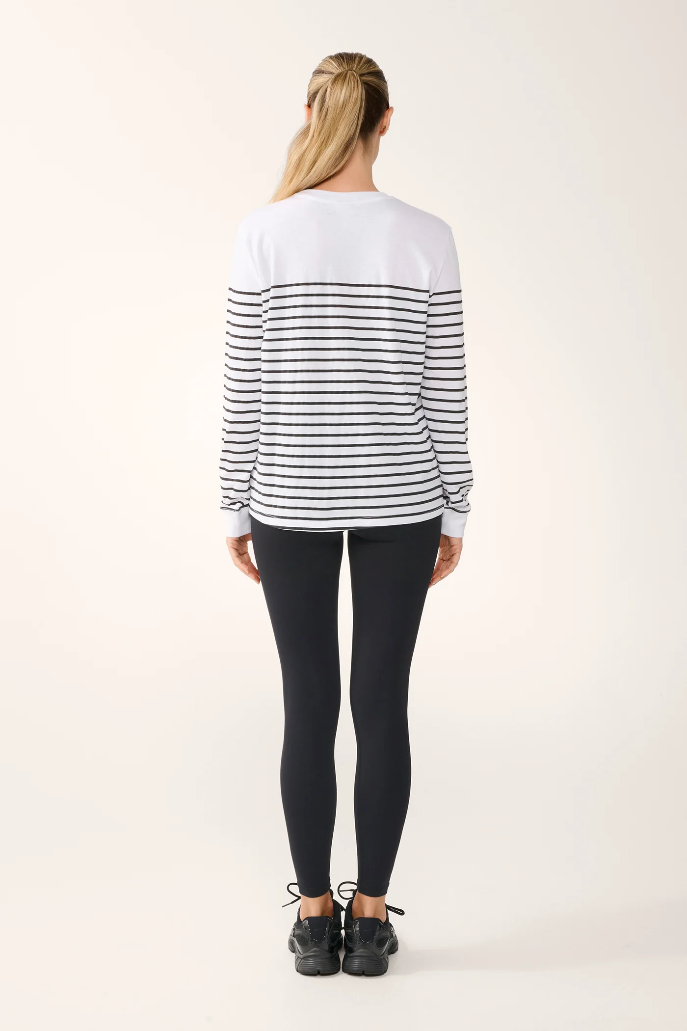 LAGUNA LONG SLEEVE TEE WHITE & BLACK - Image 4