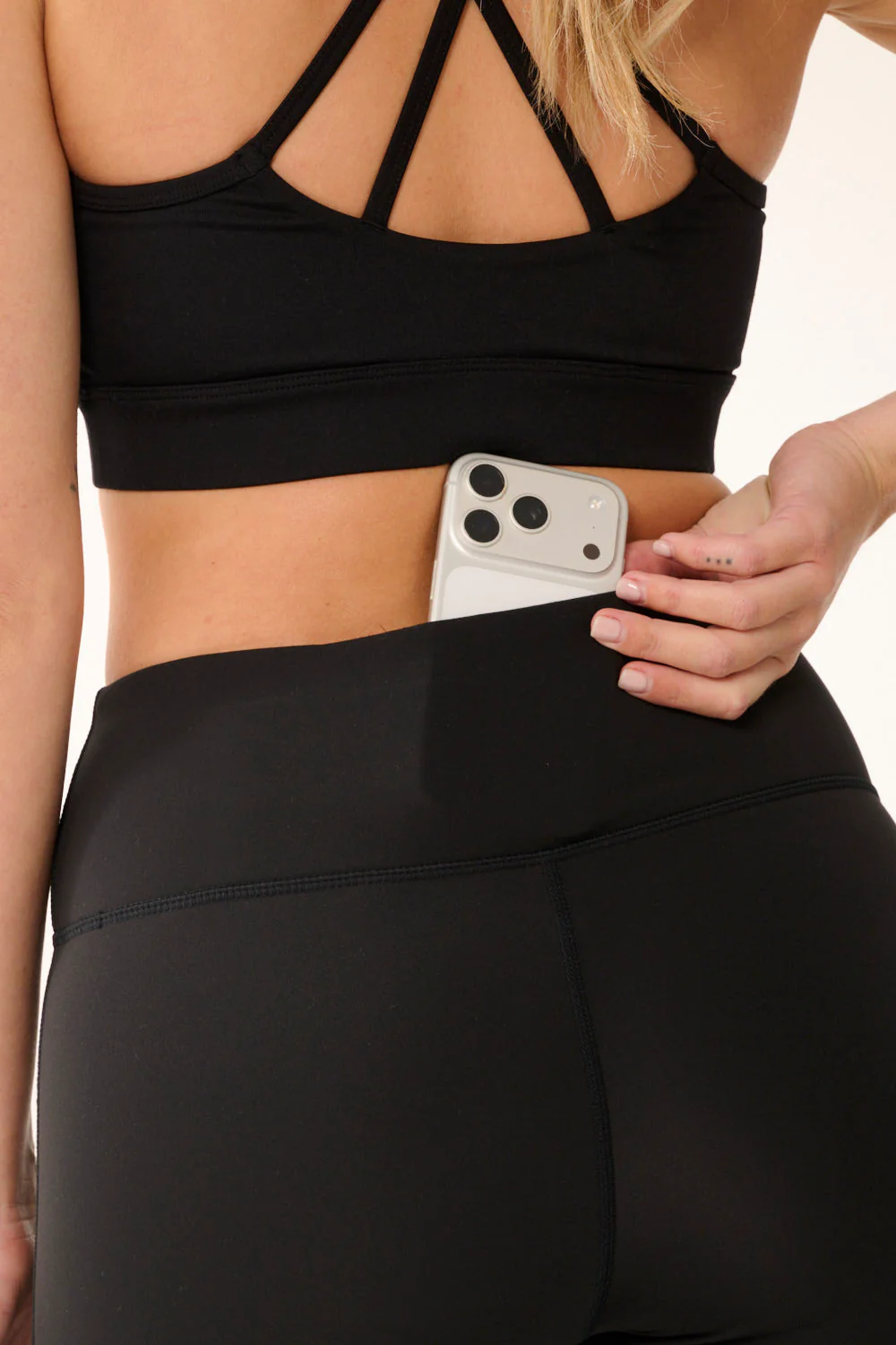 TERRAIN ACTIVE FLARE THERMATECH PANT BLACK - Image 4